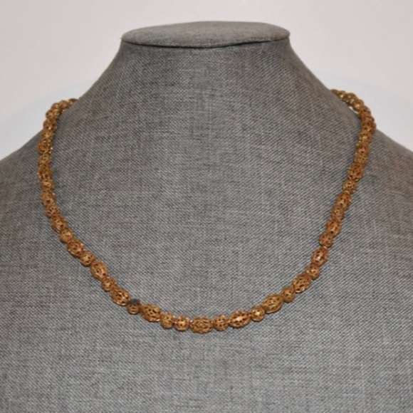 Vintage gold tone filigree Necklace 21" - Picture 4 of 5